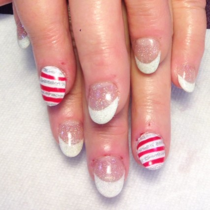Acrylic full coverage nails with gel polish french manicure